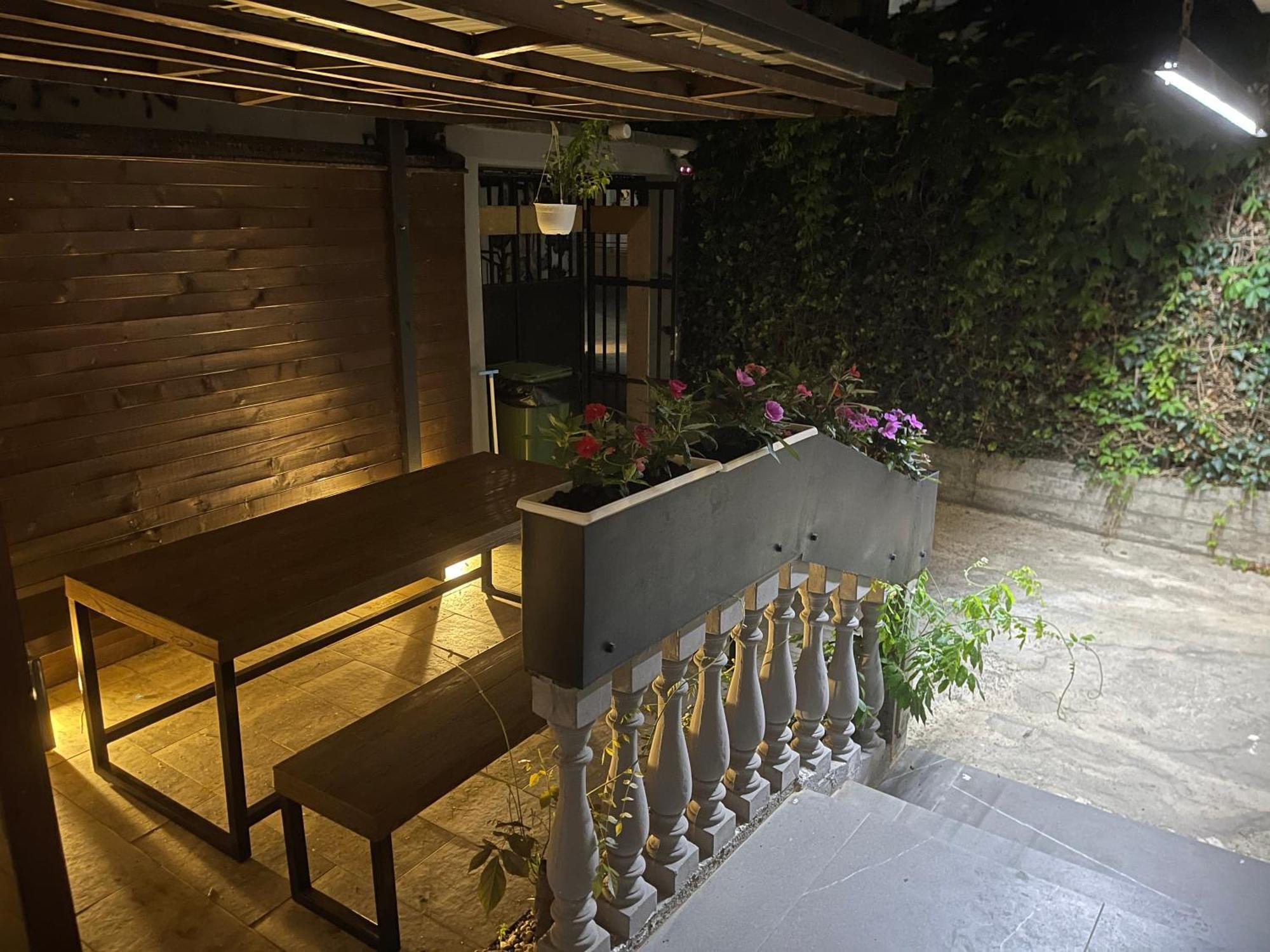 Town Hostel Peje Exterior photo
